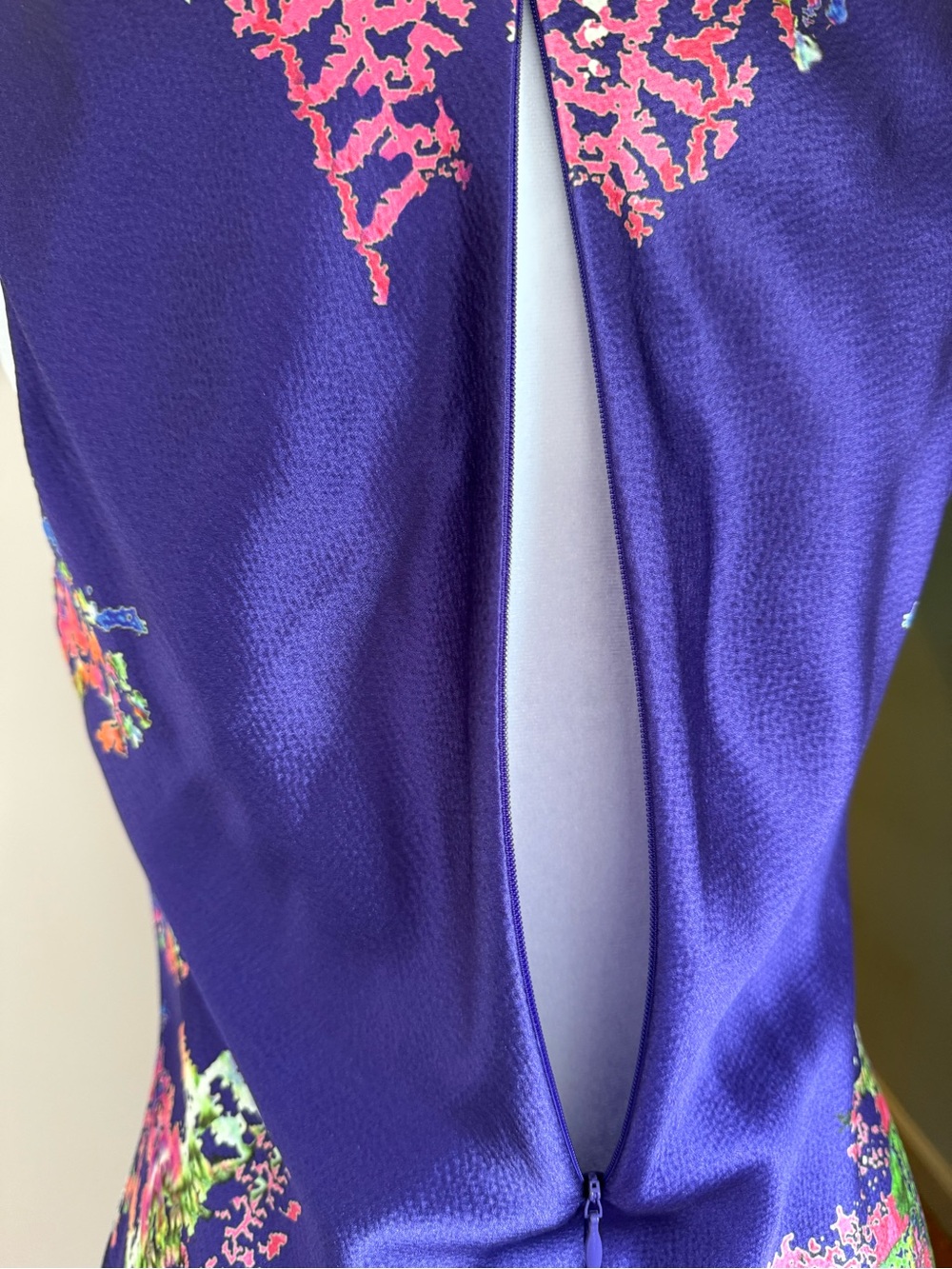 Halston Heritage Silk Dress NWT Sz 6 Purple Floral - Picture 4 of 8
